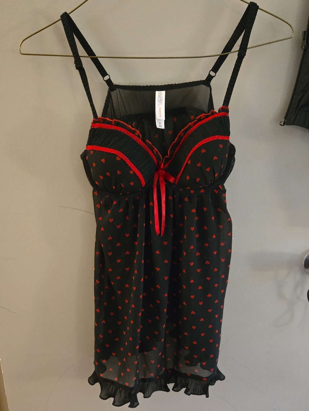 Women’s Black & Red Heart-Print Babydoll Chemise